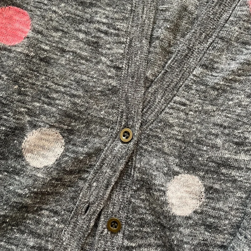 Madewell Grey & Pink Polka Dot Button-Up Metal Button Sweater size Medium in EUC - Picture 3 of 4